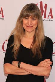 <i>Catherine Hardwicke.</i>