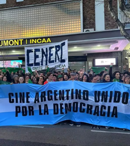 Cine argentino: Gobierno Milei suspende apoyo al cine durante al menos tres meses